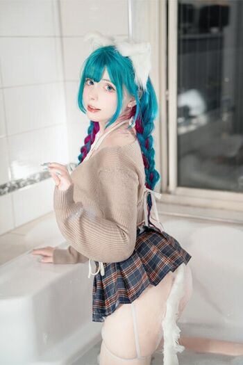 Saya Scarlet