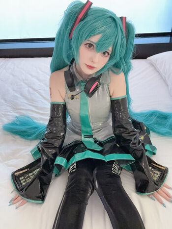 Saya Scarlet