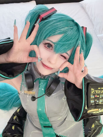 Saya Scarlet