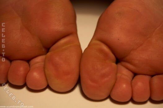 Full leaked Scandinavian feet page private onlyfans photo