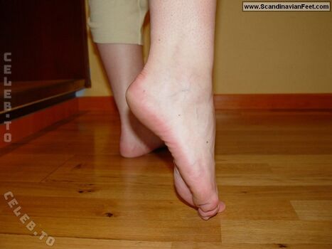 Scandinavian Feet