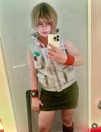 Scarletkiri