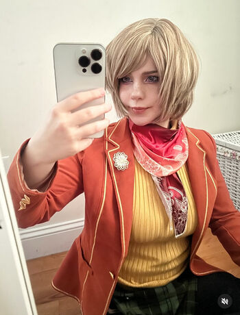 Scarletkiri