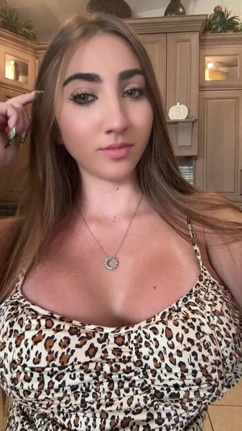 Full leaked Schylar vixen page private onlyfans photo