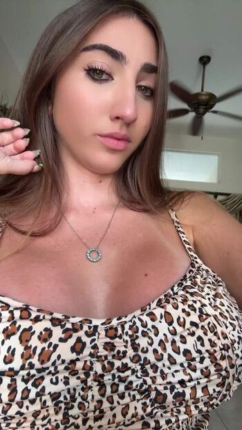Full leaked Schylar vixen page private onlyfans photo