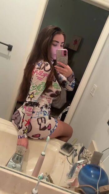 Full leaked Schylar vixen private onlyfans photo