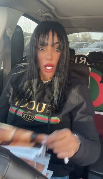 Full leaked Selatahsah private onlyfans photo