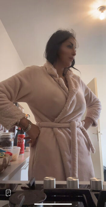 Full leaked Selatahsah private onlyfans photo