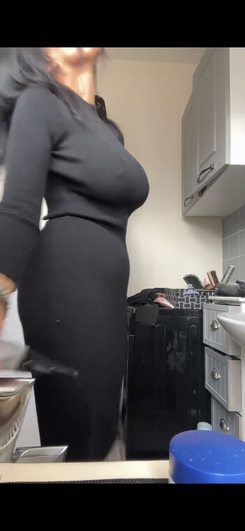 Full leaked Selatahsah private onlyfans photo