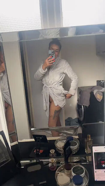 Full leaked Selatahsah private onlyfans photo