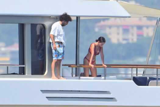 Full leaked Selena gomez  page private onlyfans photo