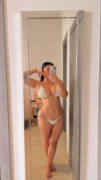 Full leaked Seleneitor private onlyfans photo