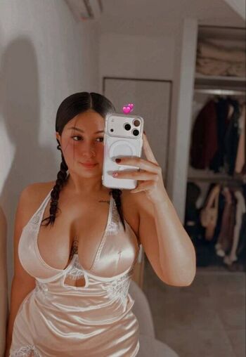 Full leaked Seleneitor private onlyfans photo