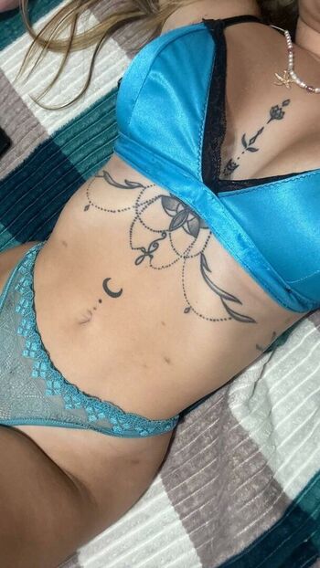 Full leaked Selenetempest private onlyfans photo