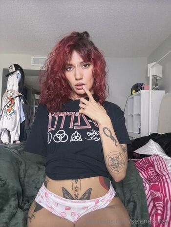Full leaked Selenexgrey private onlyfans photo