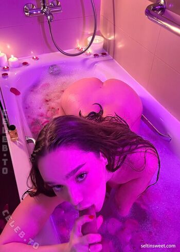 Full leaked Seltinofficial private onlyfans photo