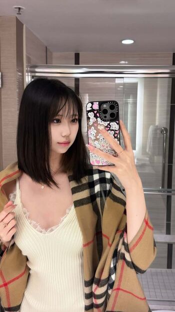 Full leaked Serena chu private onlyfans photo