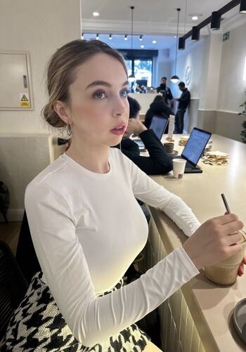 Full leaked Serena skybourne page private onlyfans photo