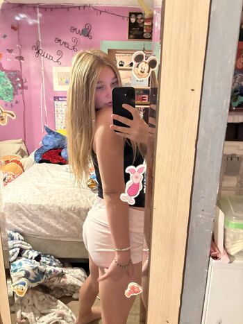 Full leaked Serenity private onlyfans photo