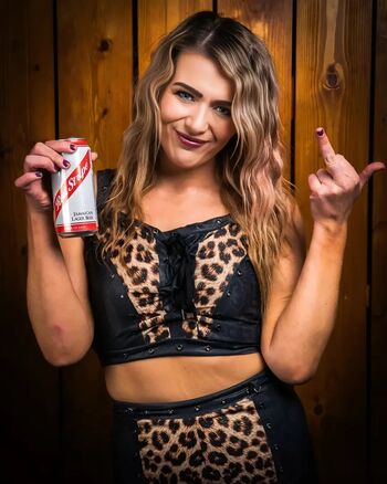 Session Moth Martina