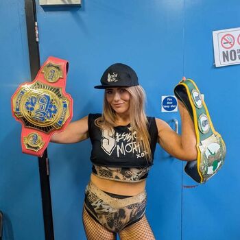 Session Moth Martina