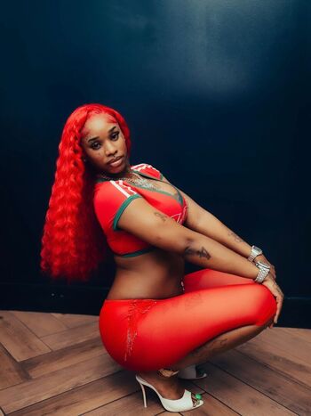 Full leaked Sexxy red page private onlyfans photo