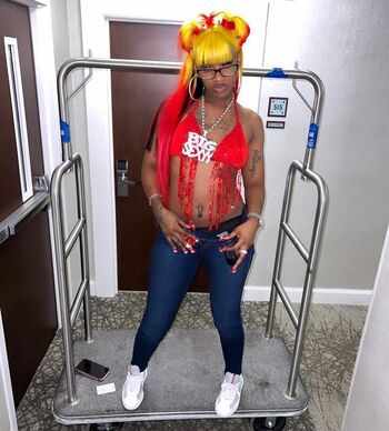 Sexxy Red