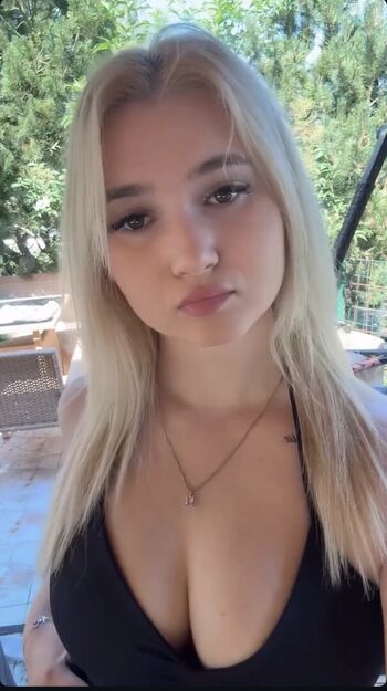 Sexy Young Mom