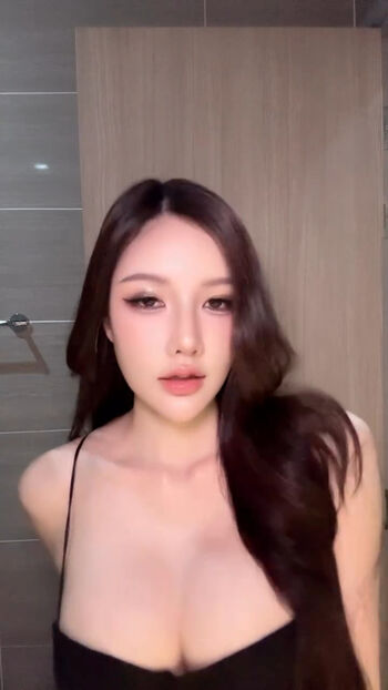 sexyangle_lookwa