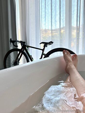 Full leaked Sexycyclist private onlyfans photo