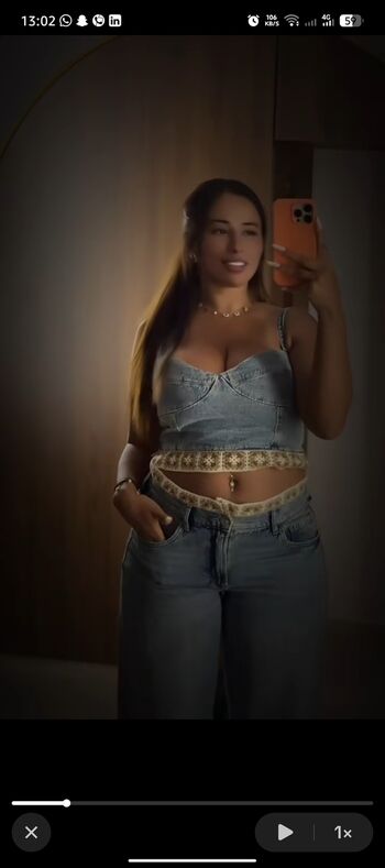 Shainaaa489