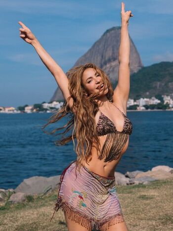 Full leaked Shakira private onlyfans photo