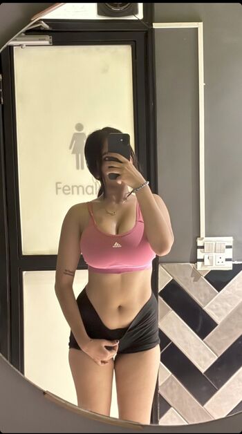 Full leaked Shanaya katiyan private onlyfans photo