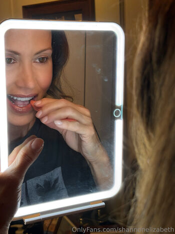 Shannon elizabeth leaked photo video viral