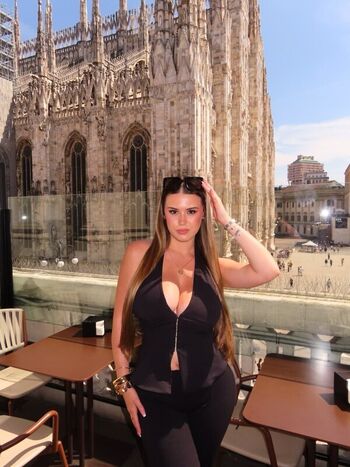 Shantall Calore Fernandez