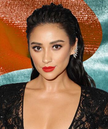 Shay Mitchell