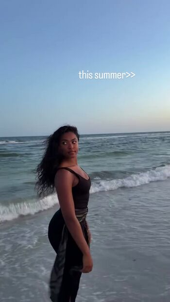 Full leaked Shelbischauble private onlyfans photo