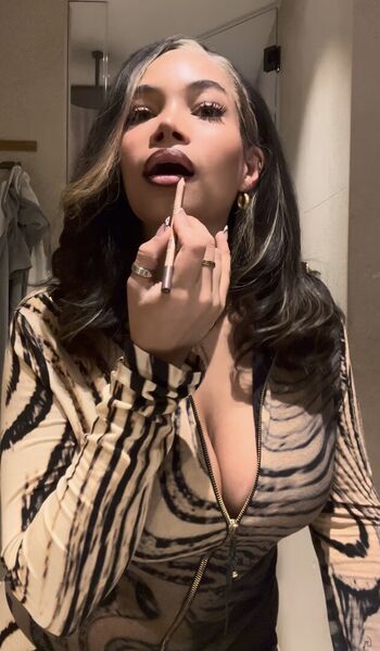 Full leaked Shelikesmyts private onlyfans photo
