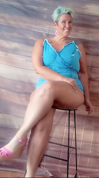 Full leaked Shellybelly private onlyfans photo