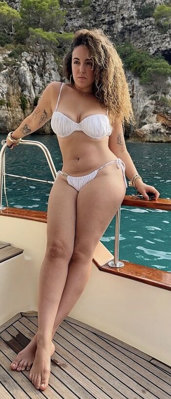 Full leaked Shera kerienski private onlyfans photo