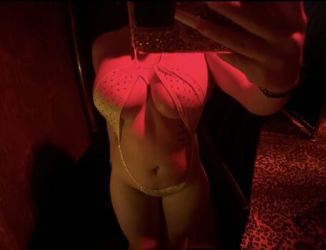 Full leaked Shesojiggyy private onlyfans photo