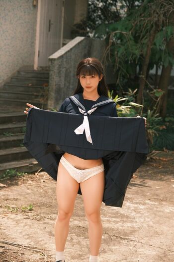 Full leaked Shiliuyelei page private onlyfans photo