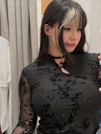 Full leaked Shini waifu private onlyfans photo