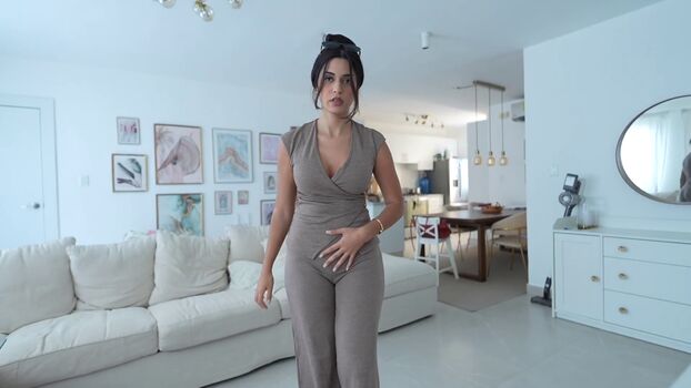 Full leaked Shirin azami page private onlyfans photo