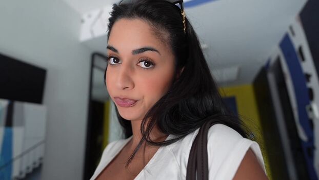Full leaked Shirin azami page private onlyfans photo