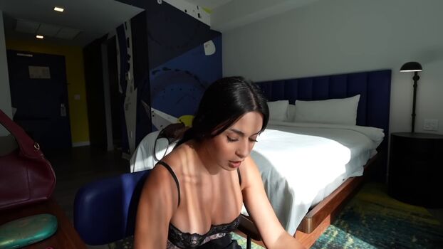 Full leaked Shirin azami page private onlyfans photo