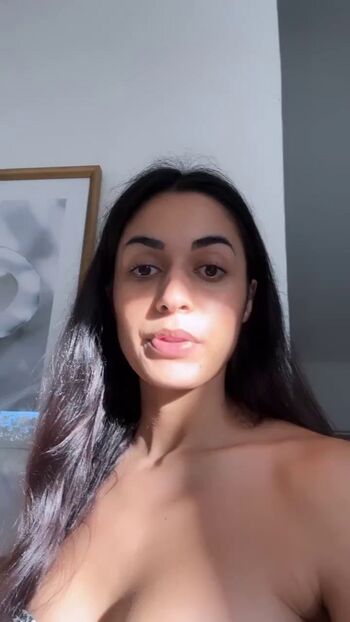 Full leaked Shirin azami private onlyfans photo