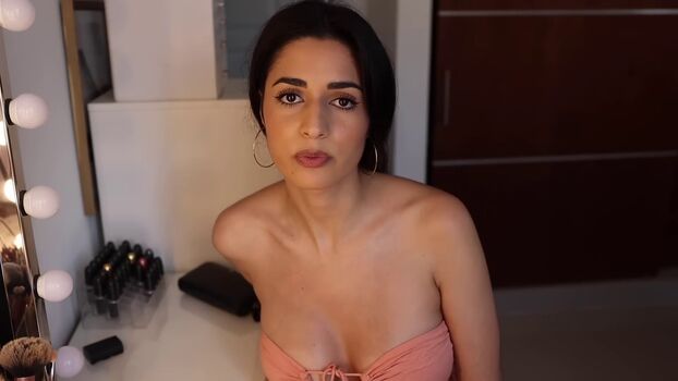 Full leaked Shirin azami private onlyfans photo