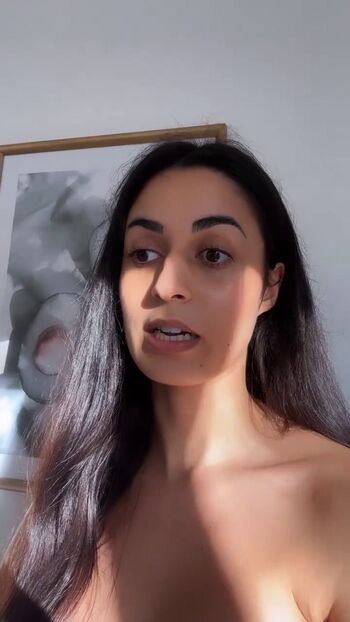 Full leaked Shirin azami private onlyfans photo