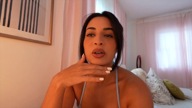 Full leaked Shirin azami page private onlyfans photo